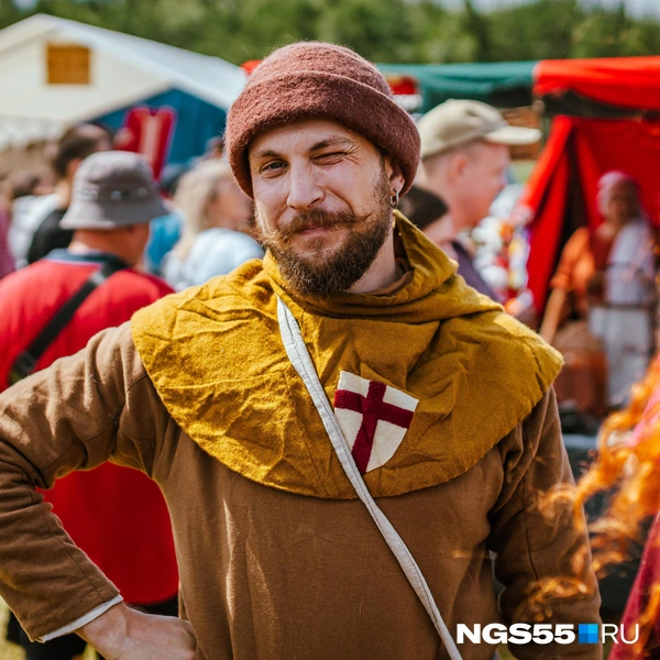 Хэй, красотка, отдашь мне свой носовой платок? | Источник: Кирилл Башинский / NGS55.RU