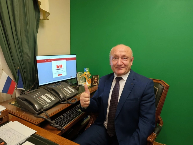 Сергея Маненкова единогласно выбрали главой Белоярского района | Источник: Сергей Маненков / «ВКонтакте»