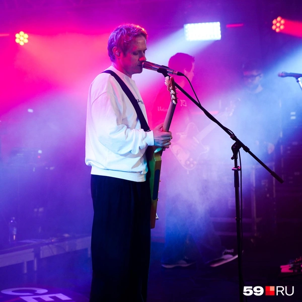 Солист погружен в музыку | Источник: Репсиме Зурнаджян / 59.RU