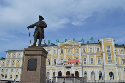 Привокзальную площадь Оренбурга реконструируют после передачи городу