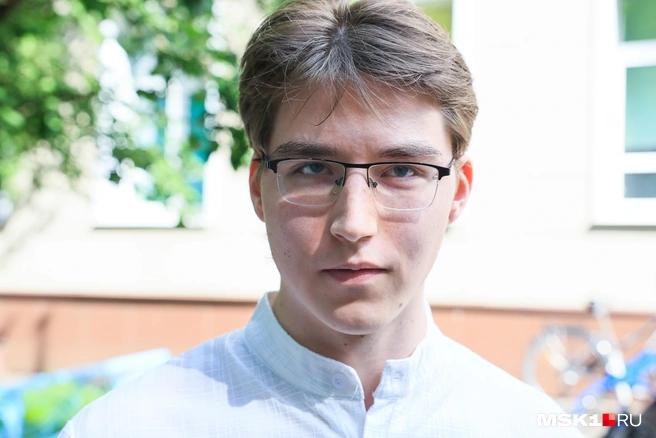 Илья, хочет улучшить свой результат в 83 балла | Источник: Артем Устюжанин / MSK1.RU