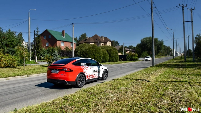 Tesla тише китайских автомобилей, но подвеска слишком подробная | Источник: Артем Краснов