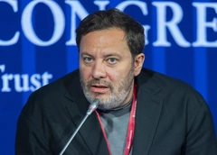 Автор «Духлесса» Минаев: «Я теперь дядя Сережа. Тот чувак, с которым и прибухнуть, и выслушать совет»