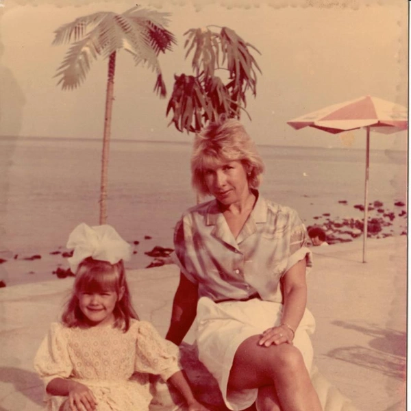 С мамой на отдыхе в Феодосии | Источник: Katerinashpitsa / Telegram