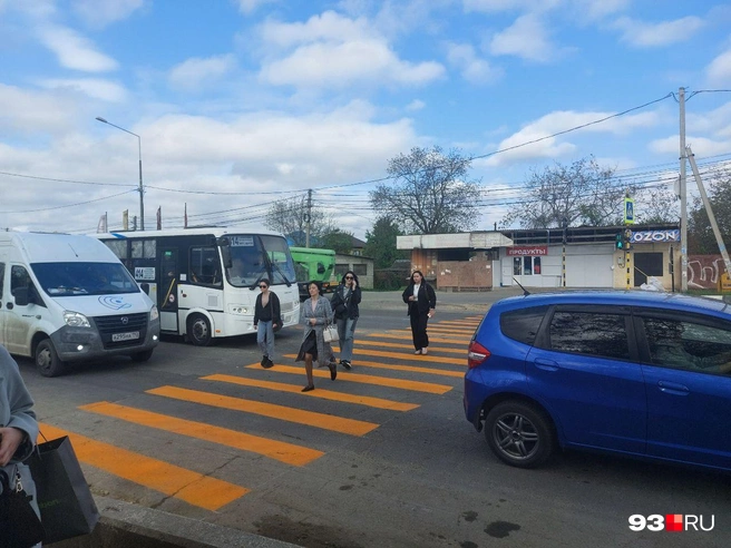 Новый пешеходный переход у моста со стороны Адыгеи | Источник: Екатерина Железнова / 93.RU