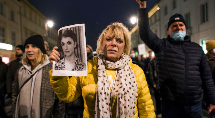 Сколько женщин погибнет в результате запрета на аборты? Первые жертвы и протесты в Польше