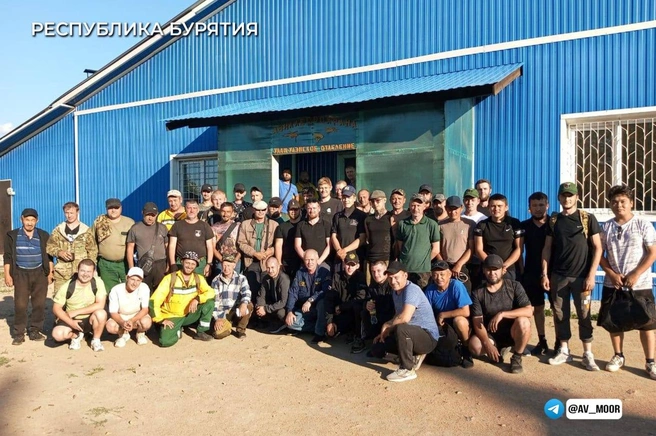 В ликвидации огня в республике задействовали 50 специалистов Уватского и Тобольского авиаотделений Тюменской авиабазы | Источник: пресс-служба губернатора Тюменской области 