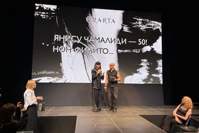 50-летие Яниса Чамалиди: показ без моделей