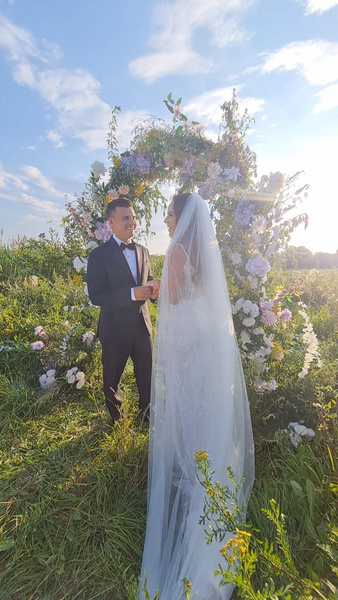 Недавно женившийся Кирилл Туриченко: «Хотелось бы, чтобы свадьба была не одна, а две»