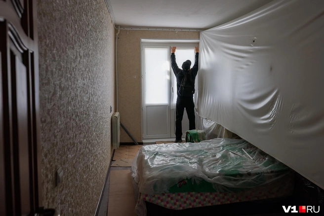 Насколько безопасно жить в квартире, семья девушки пока не знает | Источник: Алексей Волхонский / V1.RU