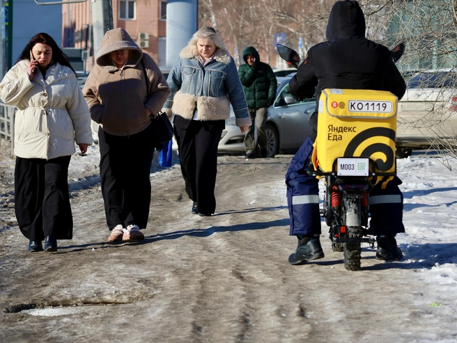 Передвижение по городу напоминает преодоление полосы препятствий. | Источник: Наталья Лапцевич