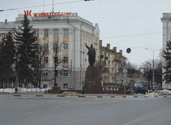 В 2019 году на реконструкцию площади Ленина потратят 46 млн рублей | ya62.ru