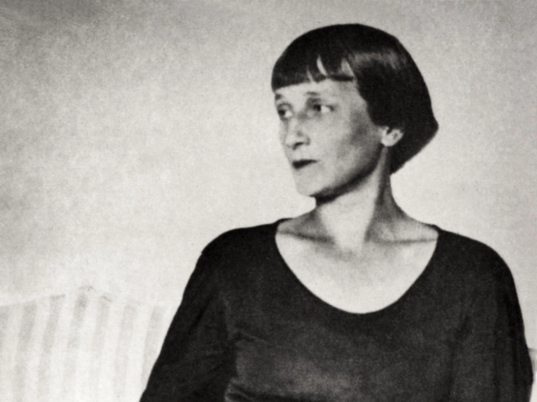 Тест: выберите цитату Анны Ахматовой, а мы назовем причину вашей печали | marieclaire.ru