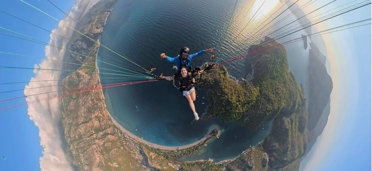 Полет на параплане | Источник: Елизавета Пенкина