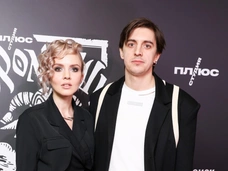 От Константина Плотникова, Горшка из сериала «Король и Шут», со скандалом ушла жена: «Изменщик! Я чуть не потеряла ребенка»