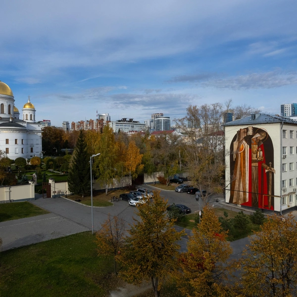 Раньше граффити находилось возле станции метро «Площадь 1905 года» | Источник: Дмитрий Чабанов
