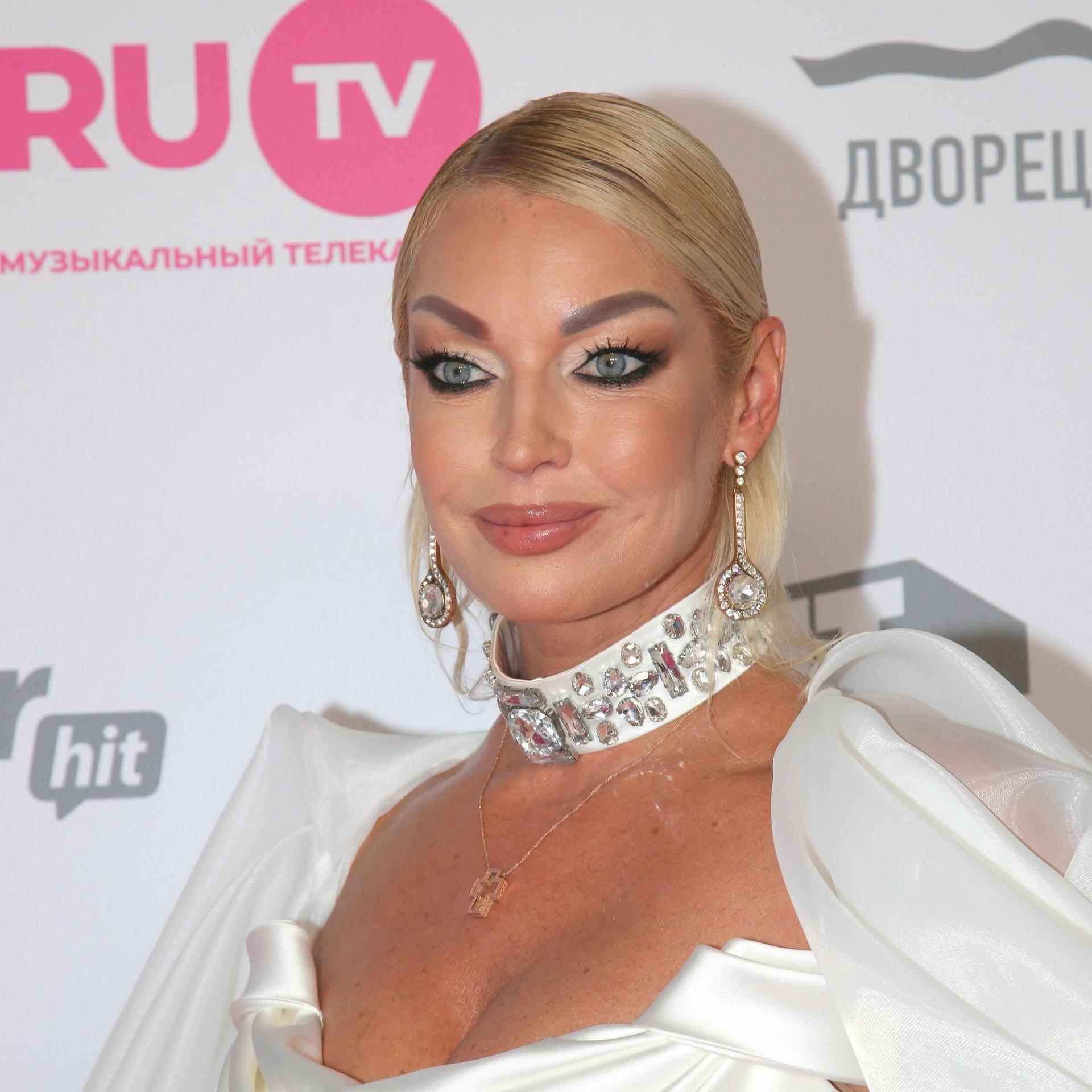 Нарколог Василий Шуров разобрал поведение Волочковой: «Чудит по полной, ведет аморальный образ жизни, еще пытается этим гордиться»