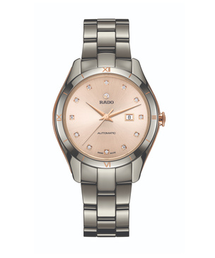 Персиковый закат: Rado представили культовую модель часов в новом оттенке