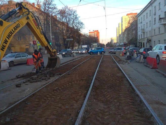 Поверхность сейчас выравнивают, после уложат асфальт | Источник: Городская администрация