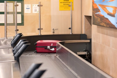 Пассажиры, задержанные в Москве на сутки, прилетели без багажа