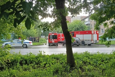 Во дворе Челябинска нашли банки с опасной химией