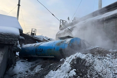 Bodaibo Lays New Water Pipeline as Homes Remain Without Heat