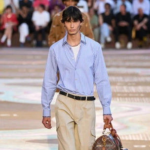 Впервые в истории моды казахстанец вышел на подиум Louis Vuitton — Эрик Ильин, браво!
