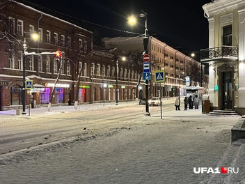 Расходиться пока не хотят | Источник: Андрей Бирюков / UFA1.RU