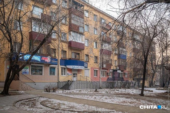 Место будущего сквера имени братьев Соломиных | Источник: Олег Фёдоров / CHITA.RU