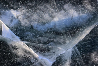 Лёд на Байкале держится всё меньше времени