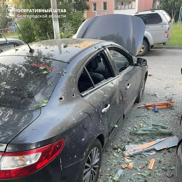 Здесь и далее на фото — последствия атаки ВСУ на посёлок Разумное 19 июля, при которой пострадали 5 человек, в том числе — дети | Источник: Оперштаб Белгородской области / max.ru
