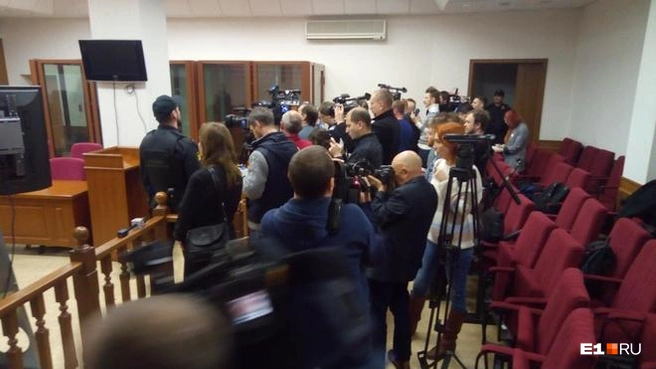 На суде было много журналистов, но Черняева из зала вывели | Источник: Максим Воробьев / E1.RU