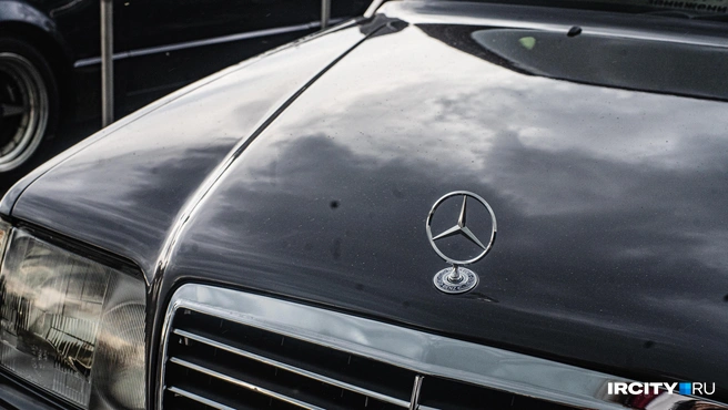А Mercedes-Benz — это стиль на все времена | Источник: Кирилл Фалеев / «ИрСити»