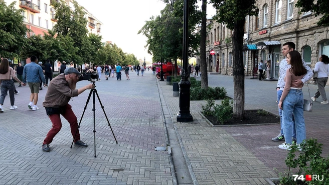 Выдержка — секунда, поэтому важно не шевелиться во время съемки | Источник: Артем Краснов