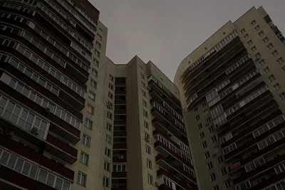 Два дома в Новосибирске без света и тепла из-за обрыва кабеля