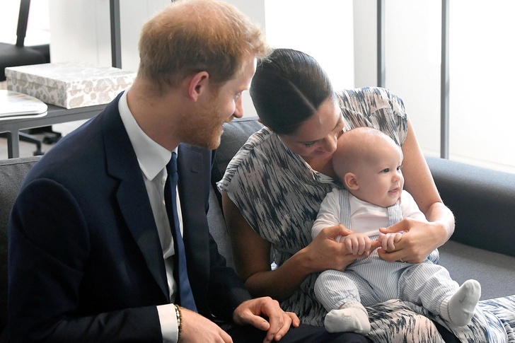 15 милых фото принца Арчи, или как живет самый обсуждаемый ребенок Великобритании