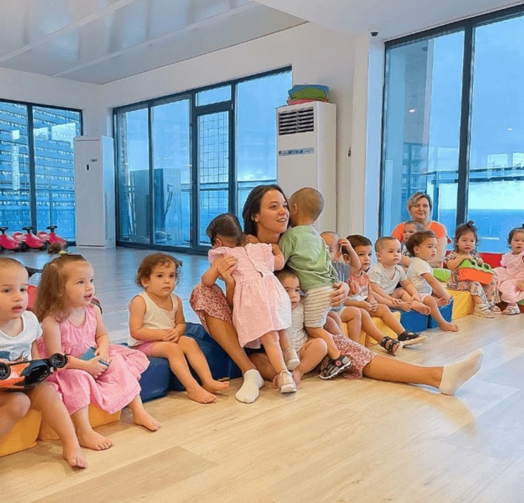 Сказка продлилась недолго | Источник: batumi_mama / Instagram.com* (деятельность соцсети запрещена на территории РФ)