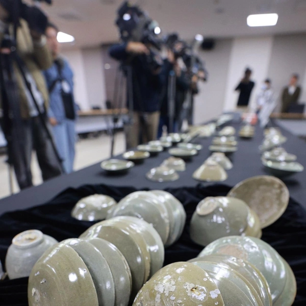 Как новые: посмотрите на селадоновые чаши из Кореи, пролежавшие 900 лет на морском дне