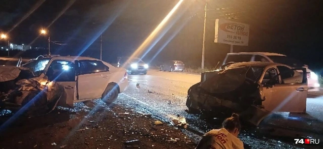 Авария случилась в двенадцатом часу ночи | Источник: читатель 74.RU