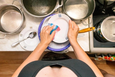 В Саратове из-за аварий отключили воду в двух районах