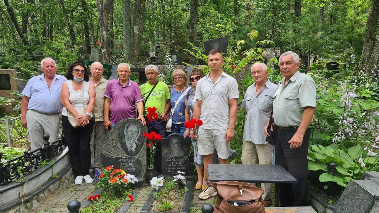 32 погибших и двое суток под водой: хроника трагедии подводной лодки у берегов Владивостока, о кото…