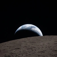 Словами не описать: в NASA показали первые фотографии, сделанные астронавтами «Артемиды-2» во время облета Луны