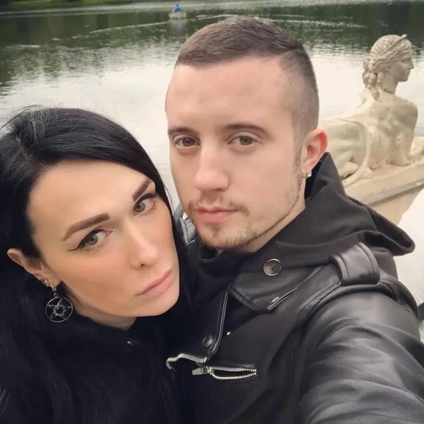 Илона Новоселова и Артем Бесов | www.starhit.ru