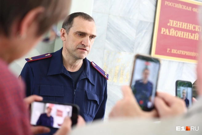 Следователи просят отправить обвиняемых под стражу | Источник: Владислав Лоншаков / E1.RU