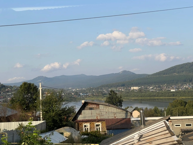 Вершина вне городской черты, с неё открывается хороший обзор. | Источник: Андрей Бирюков / UFA1.RU