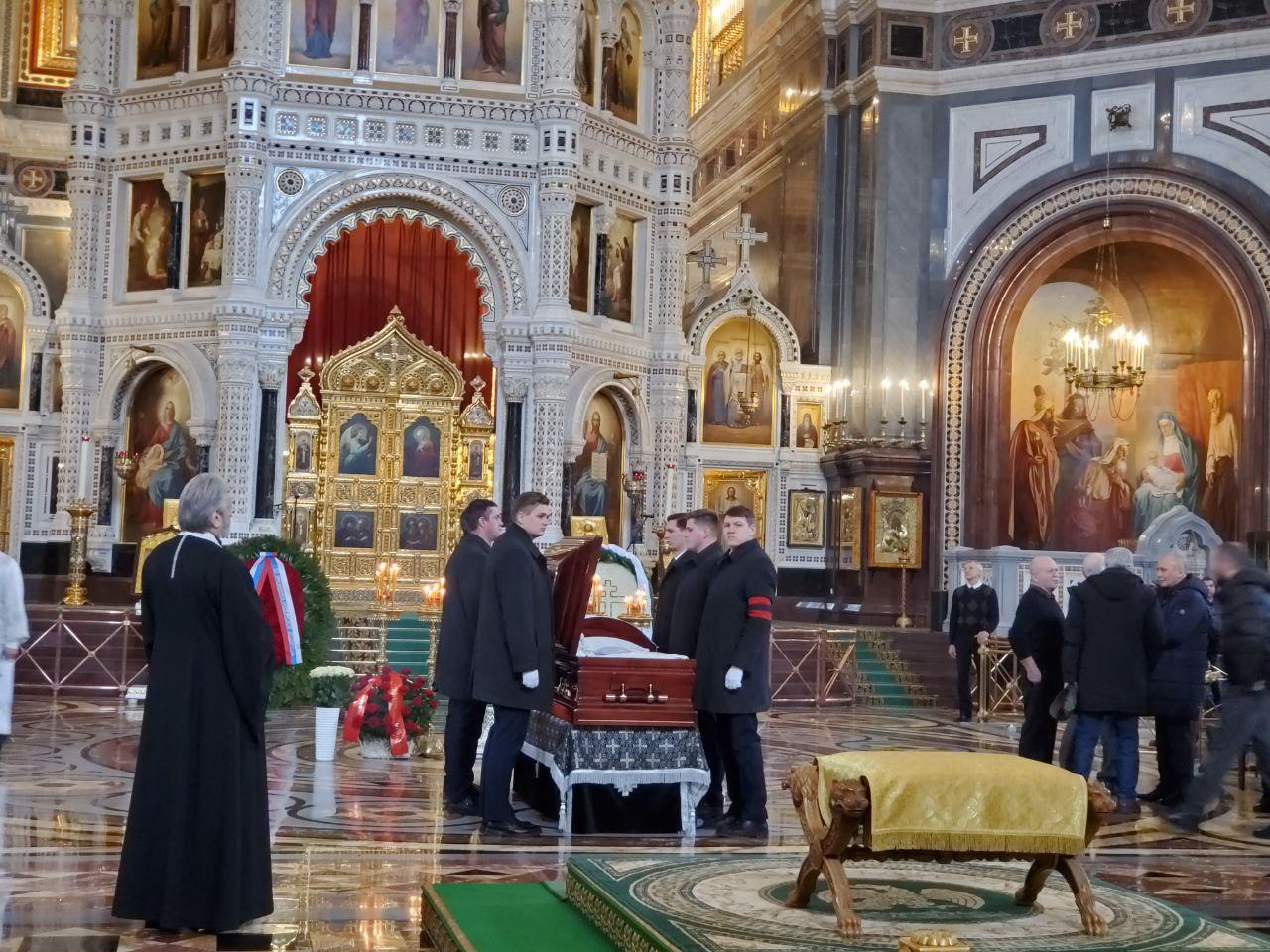 Как в Москве прощаются с экс-главой правительства СССР Николаем Рыжковым,  церемония прошла в храме Христа Спасителя - 1 марта 2024 - МСК1.ру