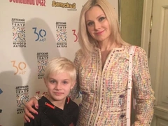 Одно лицо! 9-летний сын певицы Натали растет ее точной копией