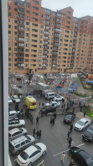 На месте работает скорая | Источник: Baza / Telegram