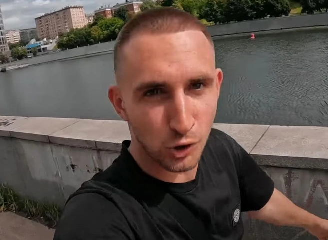 Знаменитый блогер Михаил Литвин побил судью после матча его команды с «Рязанью» | ya62.ru
