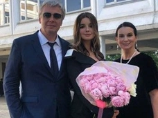 Как дети Стриженовых, Навки и Михалковой прощаются со школой